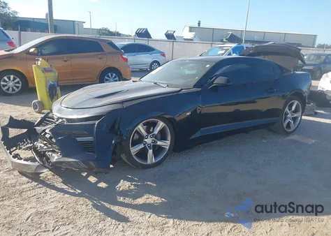 2018 Chevrolet Camaro 1Ss from USA, damaged, VIN 1G1FE1R75J0113079